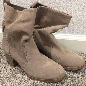 Tan boots